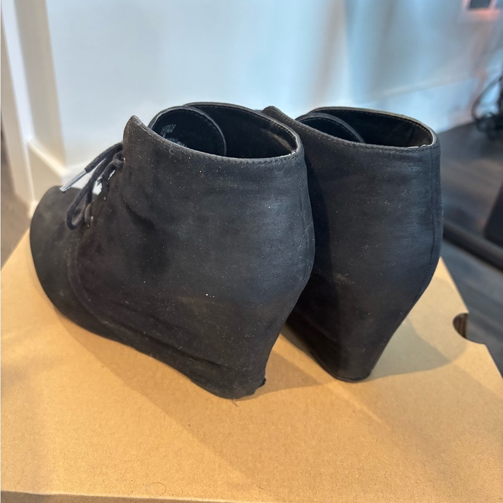 Wedge booties - Picture 2 of 2